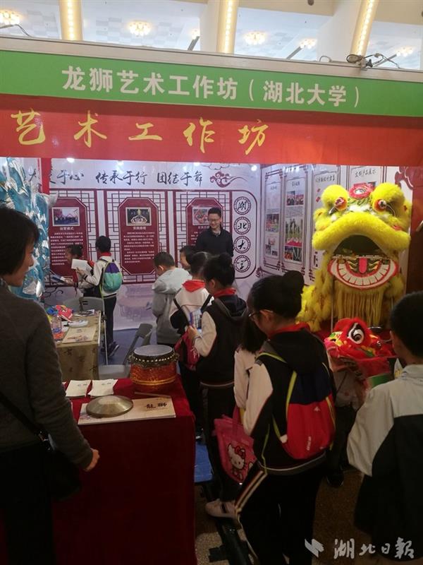 ShowPicA.jpg ShowPicA.jpg