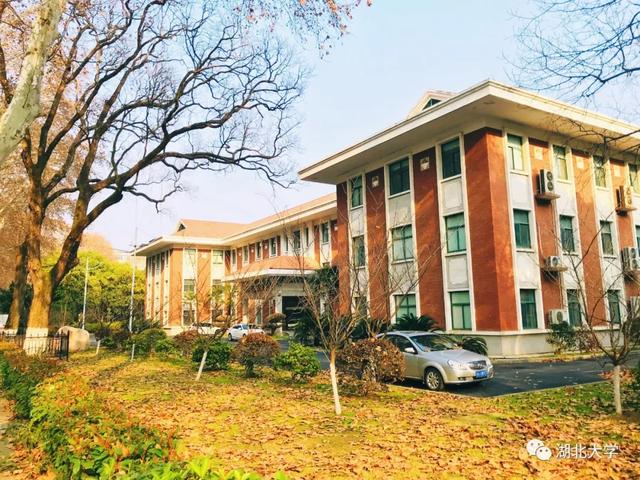 诸侯快讯入口官网校长谢红星在学生班会上的特别寄语：热爱生活，珍爱生命