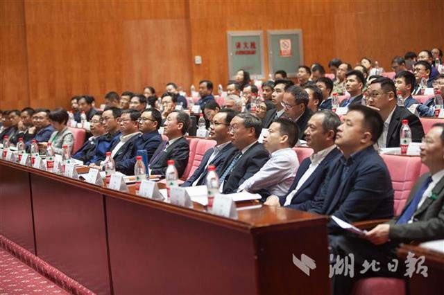 pub_CB20190430185709978042.jpg pub_CB20190430185709978042.jpg